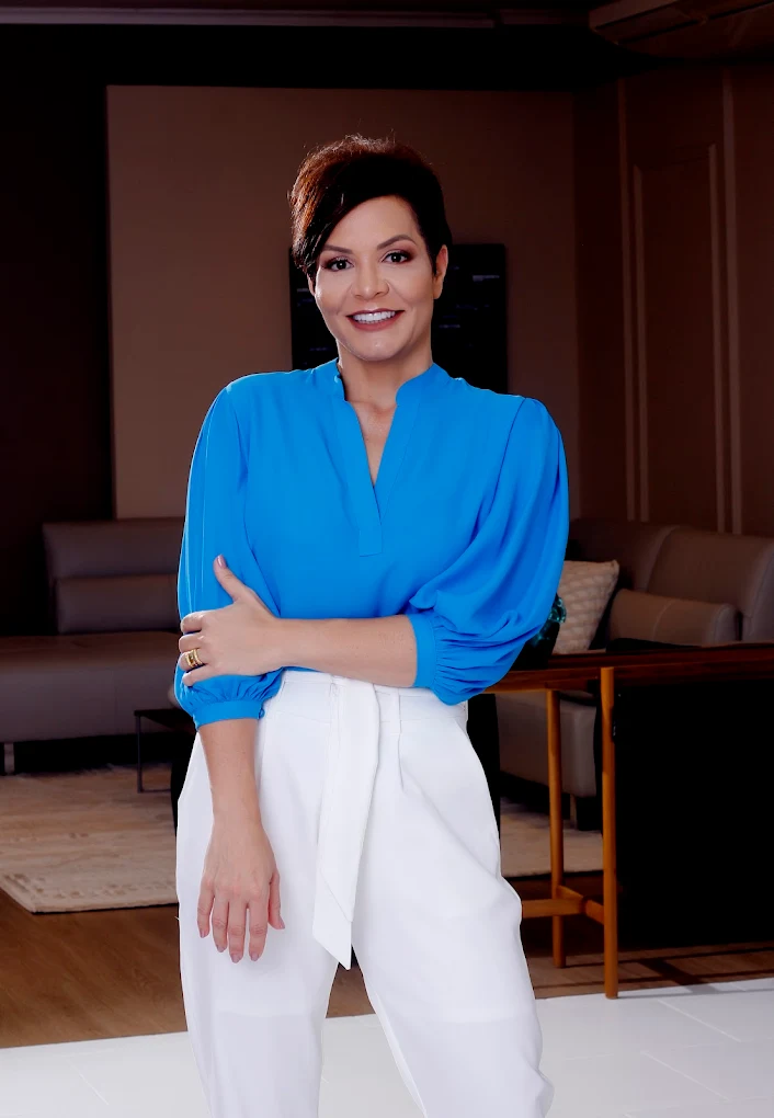 Dra. Nara Brito, especialista em saúde da mulher
